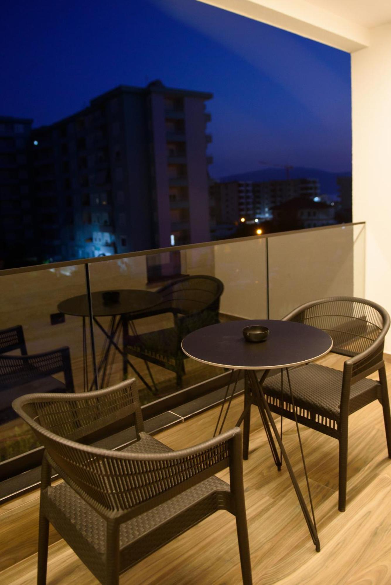 Calma Boutique Hotel Вльора Екстер'єр фото