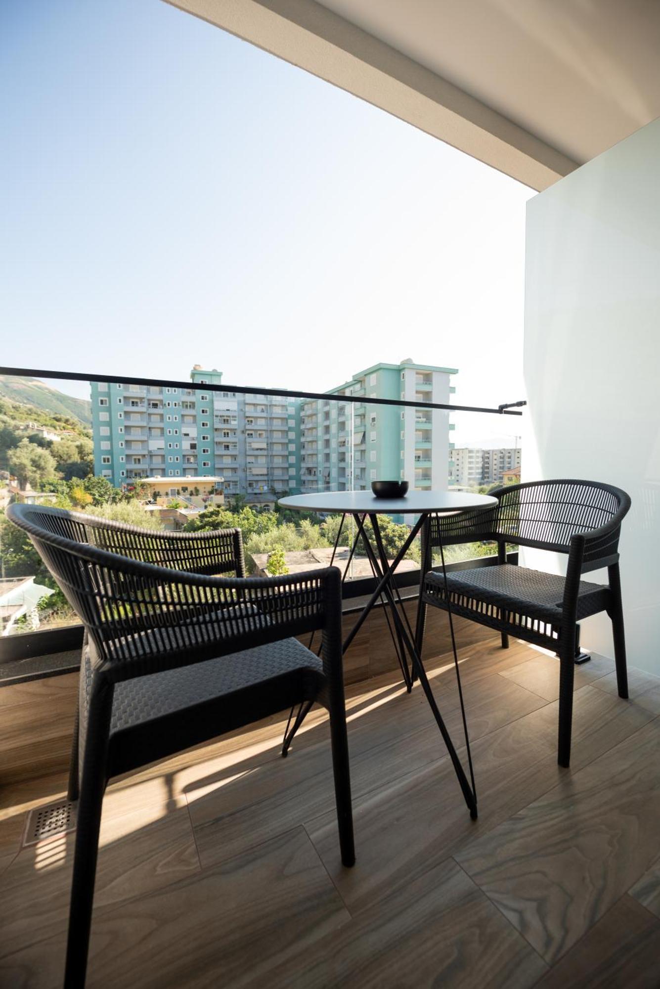Calma Boutique Hotel Вльора Екстер'єр фото