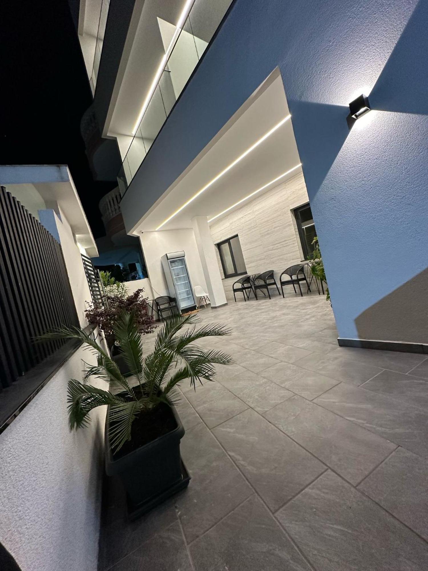 Calma Boutique Hotel Вльора Екстер'єр фото
